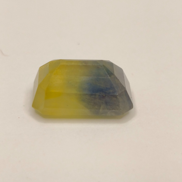 natural pitambri stone 11.73 ct 2