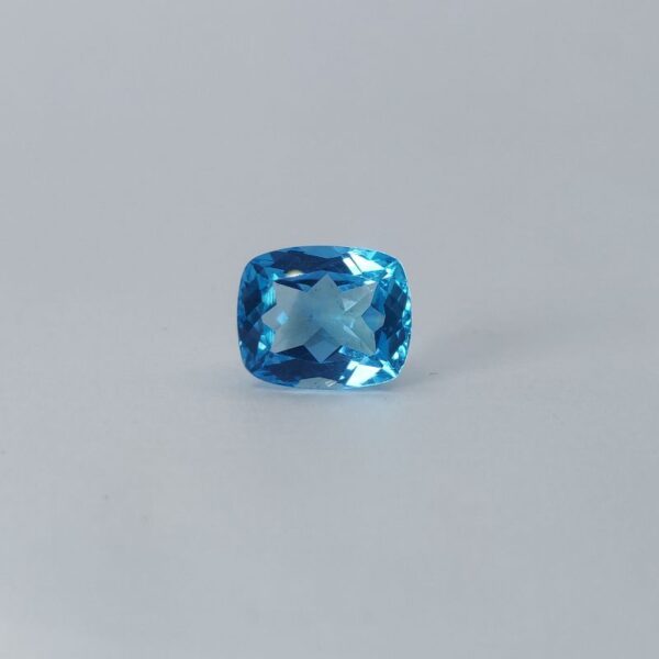 Blue topaz stone 7.34 ct