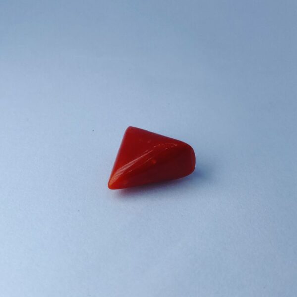 Triangle red coral 6.38 ct 2