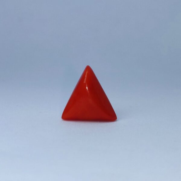 Triangle red coral 7.18 ct