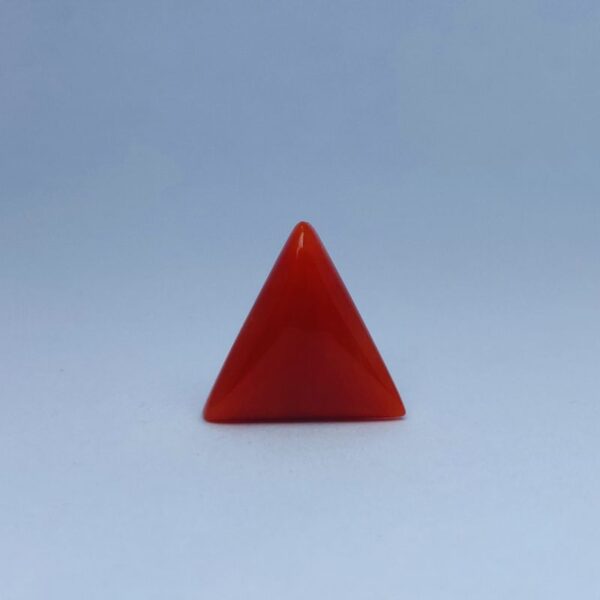 Triangle red coral 7.19 ct