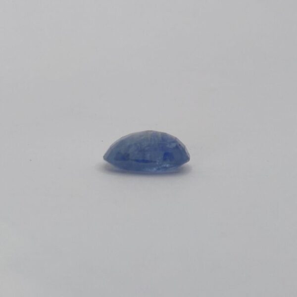 natural blue sapphire 4.02 ct 2