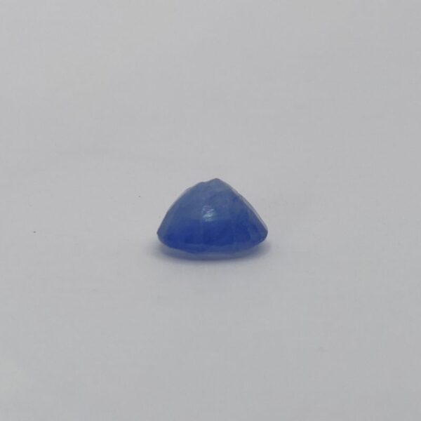 natural blue sapphire 5.70 ct 2