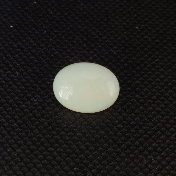 natural opal stone 4.26 ct