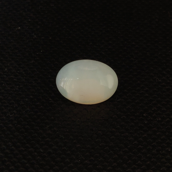natural white opal stone 3.39 ct 2