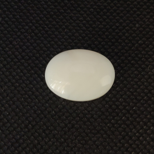 natural white opal stone 9.44 ct 2