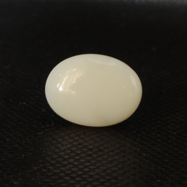 natural white opal stone 9.44 ct